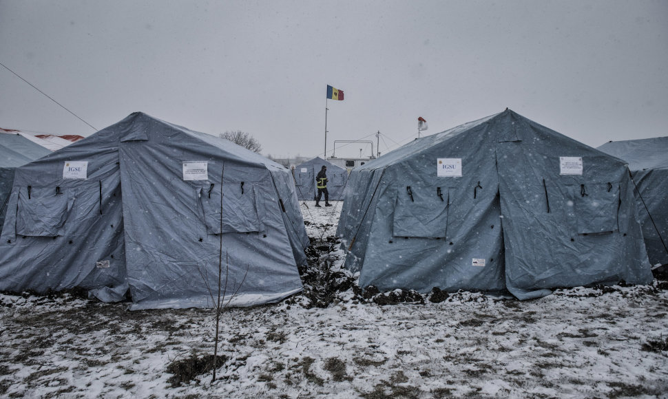 Pabėgėlių palapinės Ukrainos pasienyje