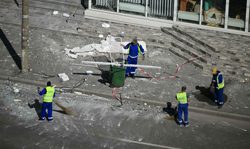 Rusijos dronas pataikė į daugiabutį Rumunijoje / AFP