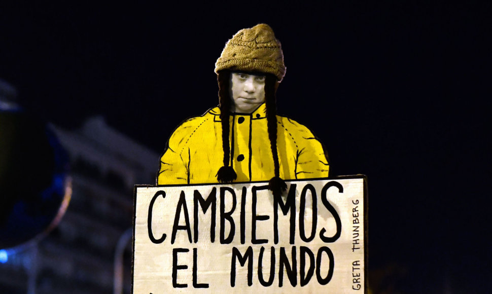 Vykstant JT klimato deryboms Madride įvyko G.Thunberg įkvėpta demonstracija.