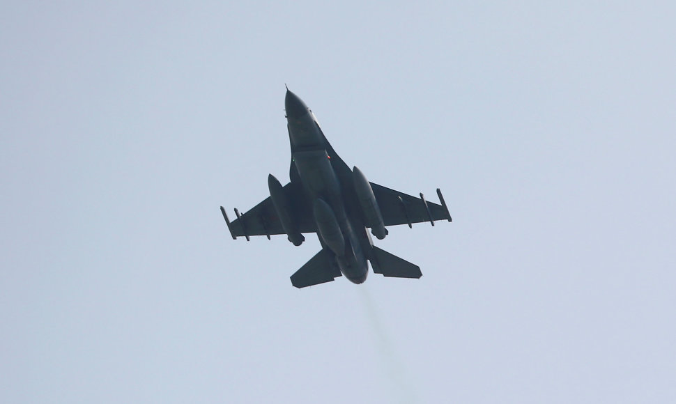 Turkijos oro pajėgų naikintuvas F-16