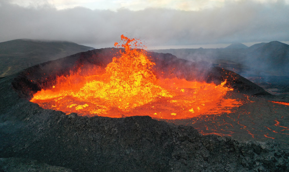 Fagradalsfjalio ugnikalnis Islandijoje