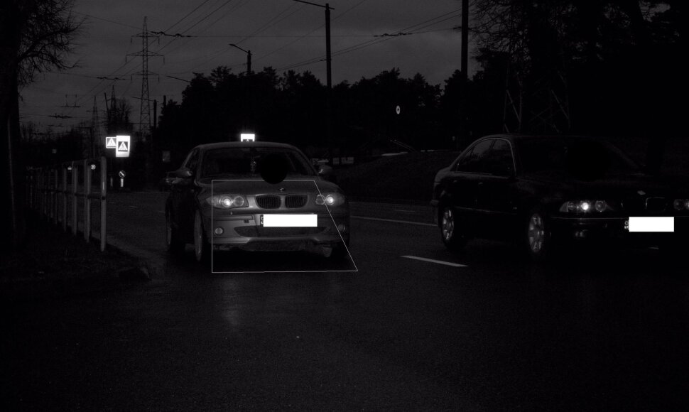 Užfiksuotas kito BMW pažeidimas