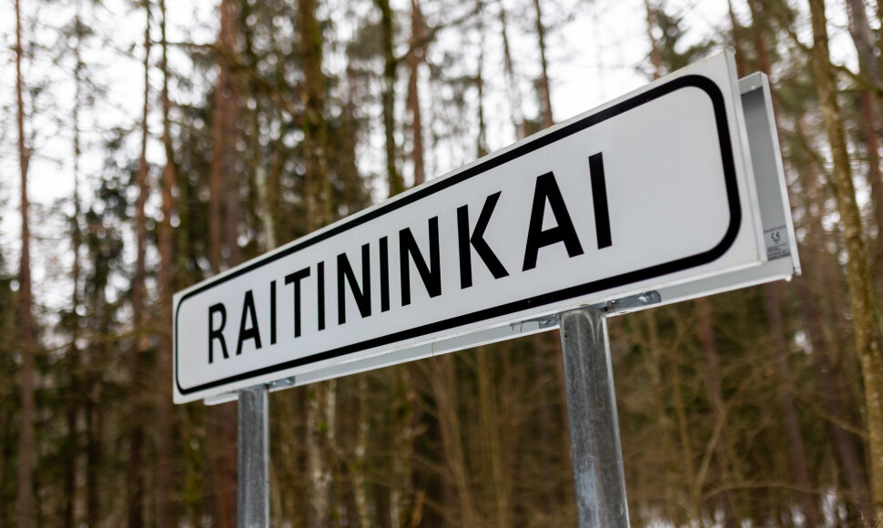 Raitininkų kaimas