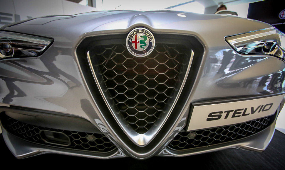 „Alfa romeo“ naujo automobilio pristatymas