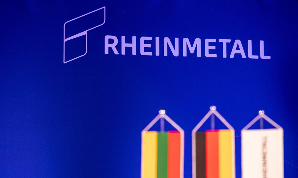 Sutarčių su „Rheinmetall“ pasirašymas