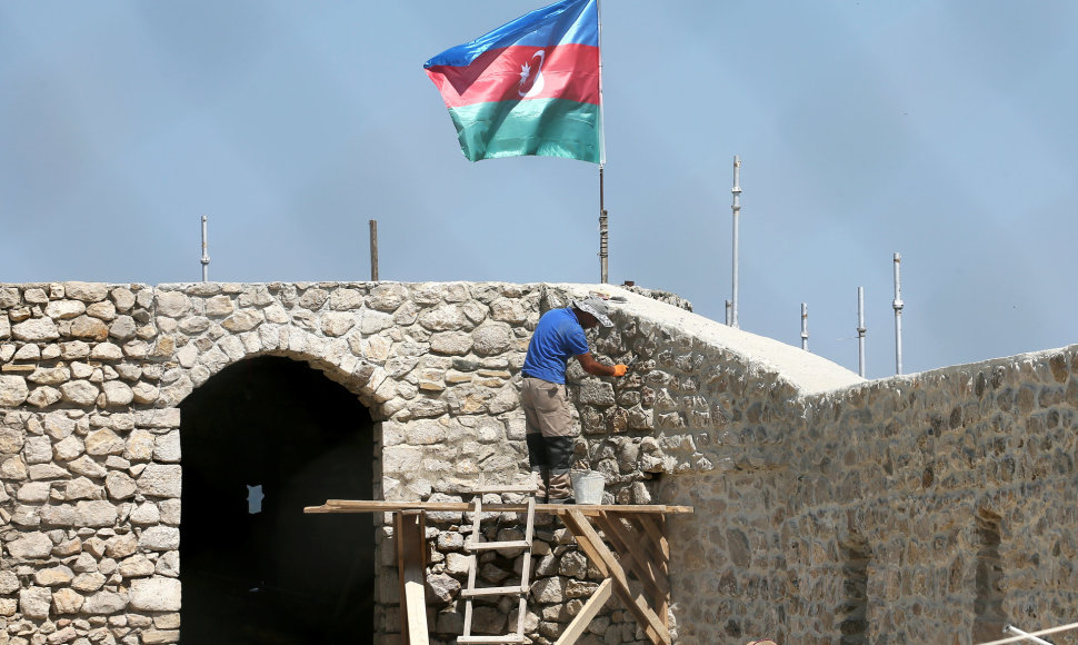 Karabachas