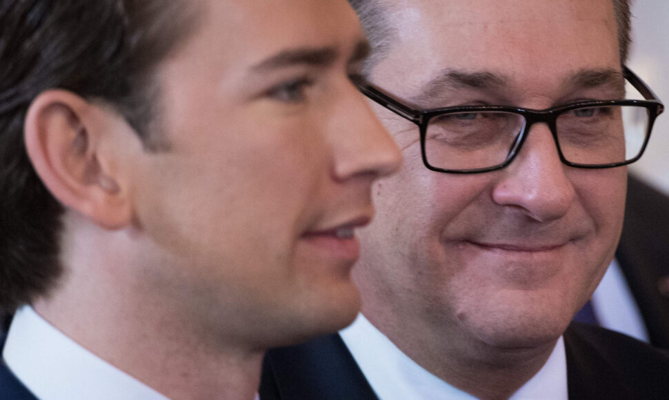 Sebastianas Kurzas ir Heinzas-Christianas Strache