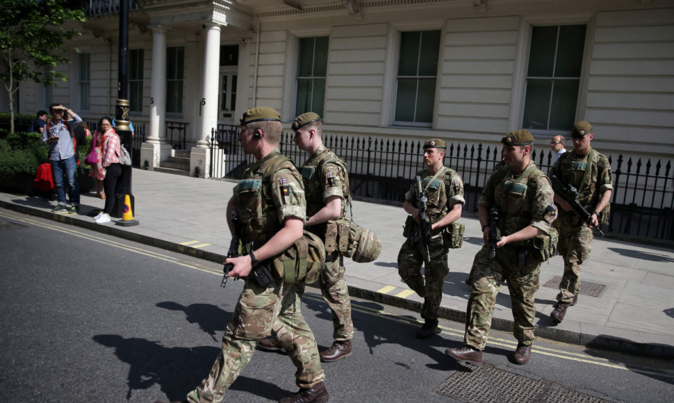 „Brexit“ be susitarimo atveju Britanijos gatvėse gali pasirodyti kariai
