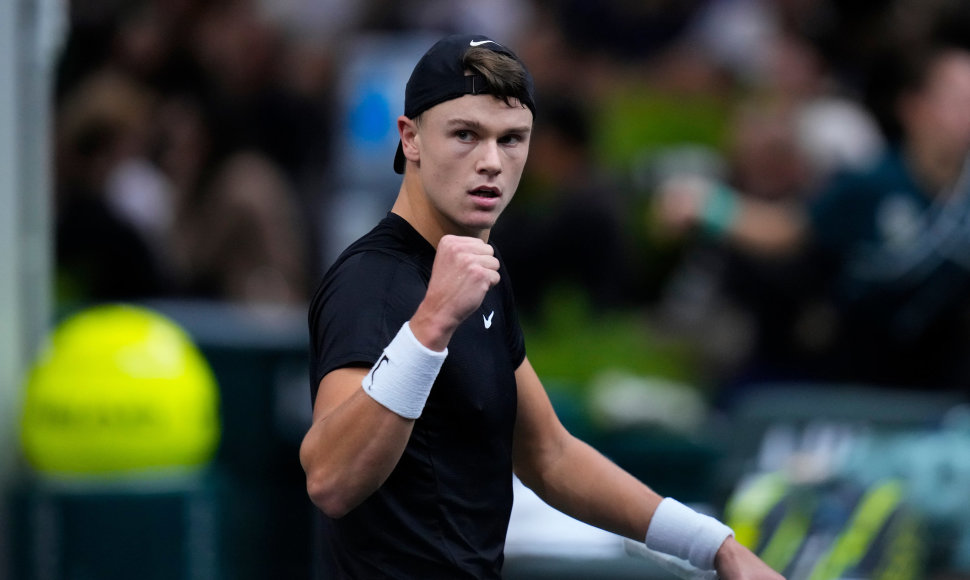 Holgeris Rune paskutinysis užsitikrino vietą „Nitto ATP Finals“ turnyre