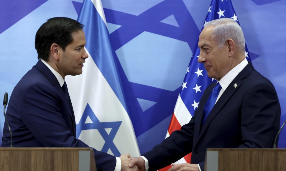 Evelyn Hockstein / AP