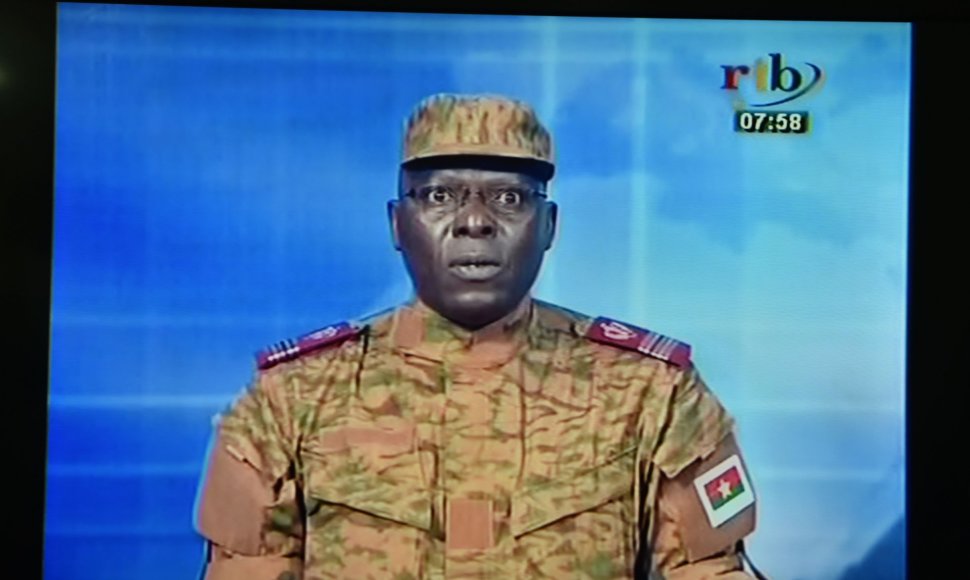 Burkina Fase prezidento gvardijos nariai sulaikė prezidentą, premjerą ir du ministrus