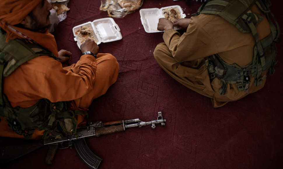 Afganų savanoriai kariai