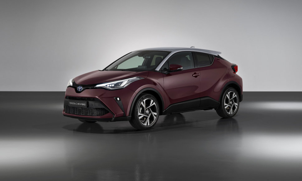 Atnaujintas „Toyota C-HR“