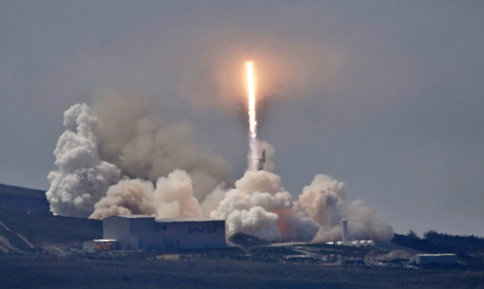 „SpaceX“ raketa iškėlė Taivano palydovą