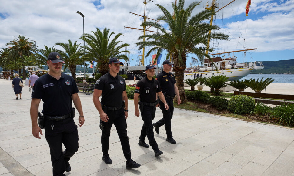 Juodkalnijos policija / Stevo Vasiljevic / REUTERS