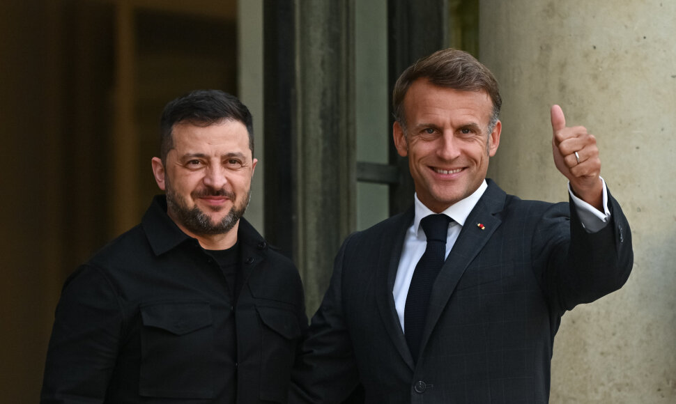 Volodymyras Zelenskis, Emmanuelis Macronas