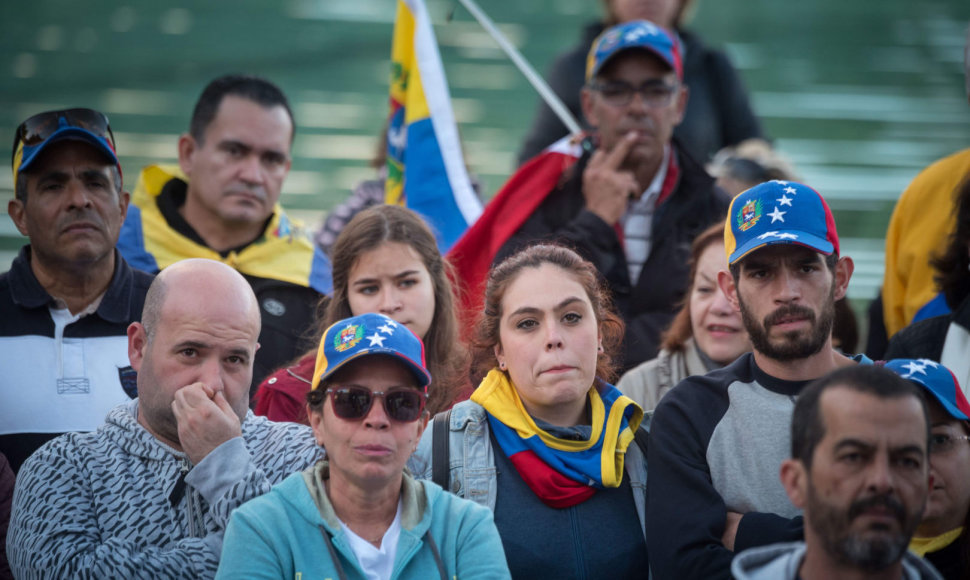 Krizės apimtoje Venesueloje gyvenimas vis pavojingesnis