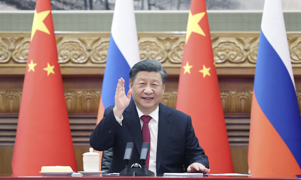 Kinijos lyderis Xi Jinpingas paskutinio susitikimo su Rusijos prezidentu V.Putinu metu