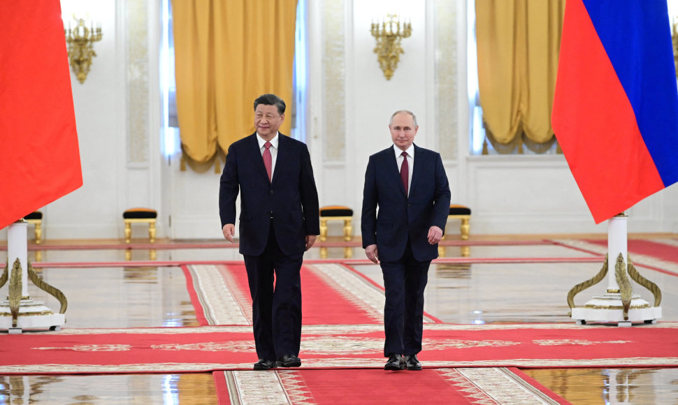Kinijos prezidentas Xi Jinpingas ir Rusijos lyderis Vladimiras Putinas