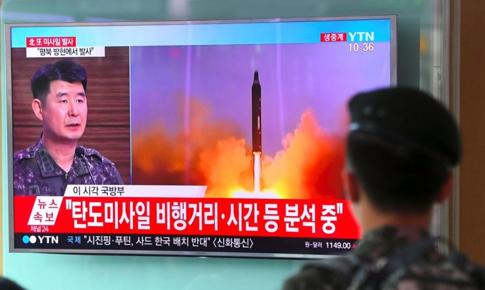 Šiaurės Korėjoje atliktas dar vienas raketos bandymas