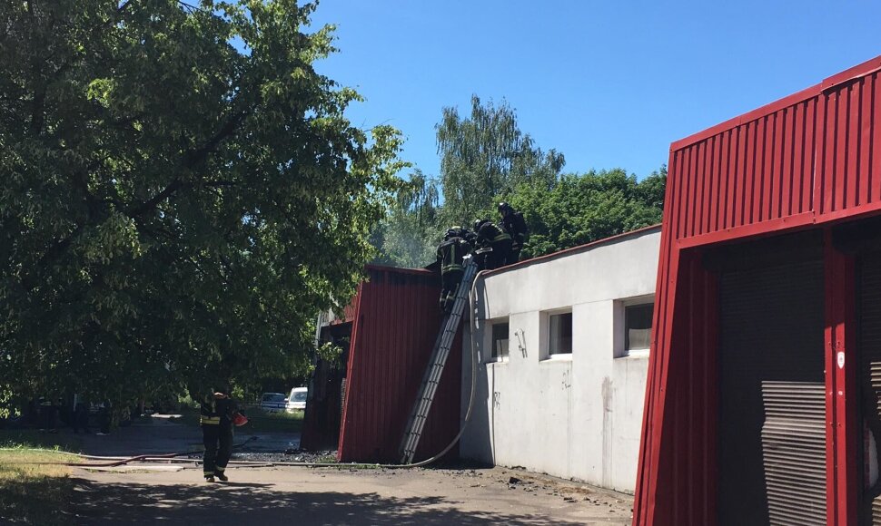 Gaisras Pa&scaron;ilės gatvėje