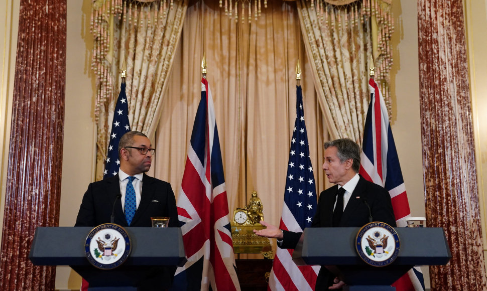 JK užsienio reikalų sekretorius Jamesas Cleverly ir JAV valstybės sekretorius Antony Blinkenas