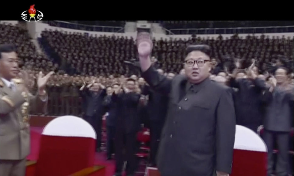 Kim Jong Unas popmuzikos koncerte