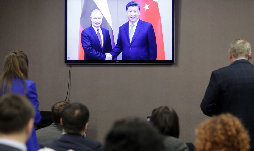 Vladimiras Putinas ir Xi Jinpingas įjungė naująjį dujotiekį iš Sibiro į Kiniją