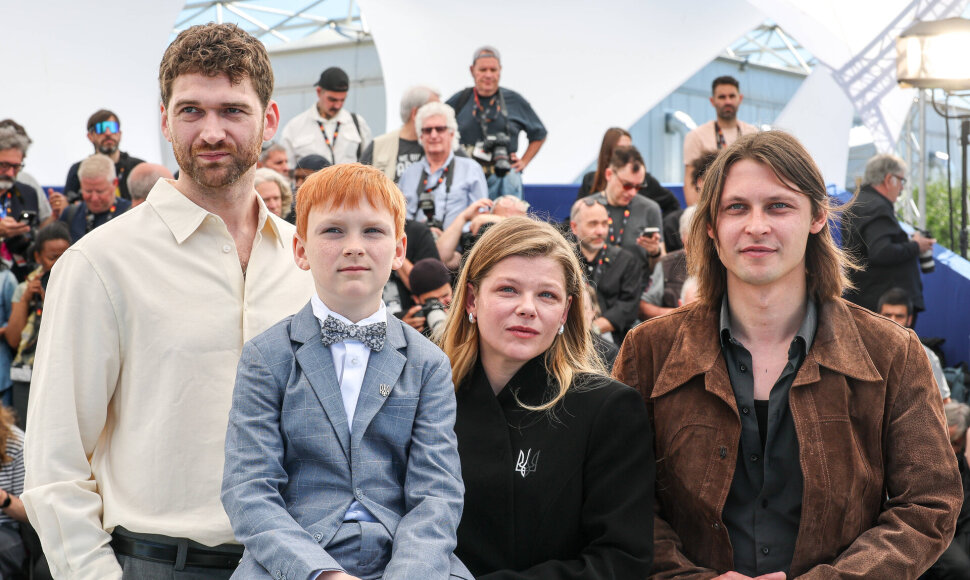 Kęstutis Cicėnas, Bartas Zdanovičius, Anastasiia Pustovit, Rostilavas Kirpičenko. Filmo „Pavasaris“ premjera Kanų kino festivalyje