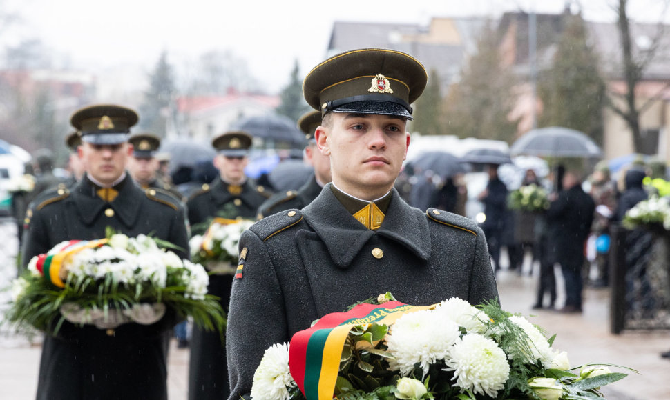 Laisvės gynėjų pagerbimo ceremonija Antakalnio kapinėse