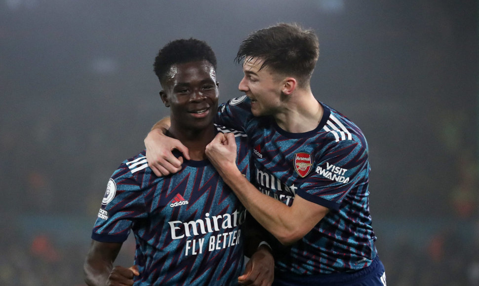 Bukayo Saka ir Kierranas Tierney