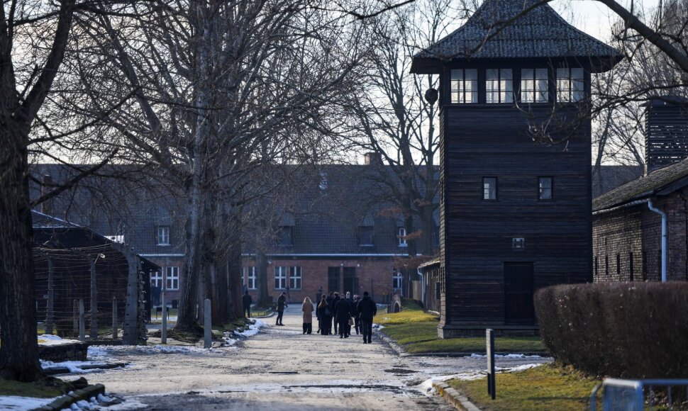 Au&scaron;vico stovykla / Aleksandra Szmigiel / REUTERS