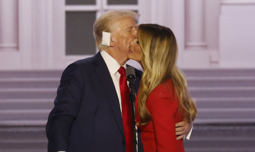 Donaldas Trumpas su žmona Melania