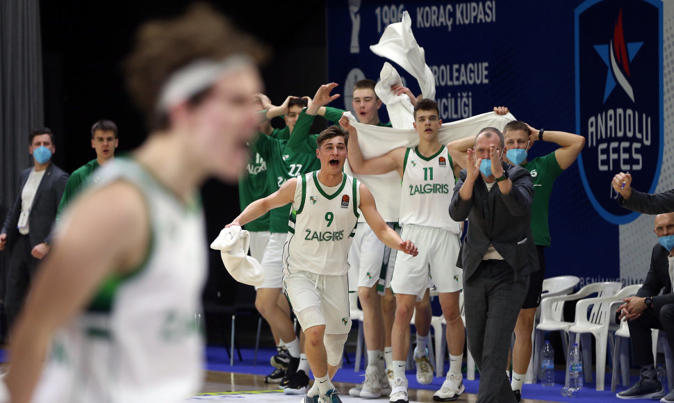 Kauno „Žalgirio“ jaunimo (U18) komanda Stambule.