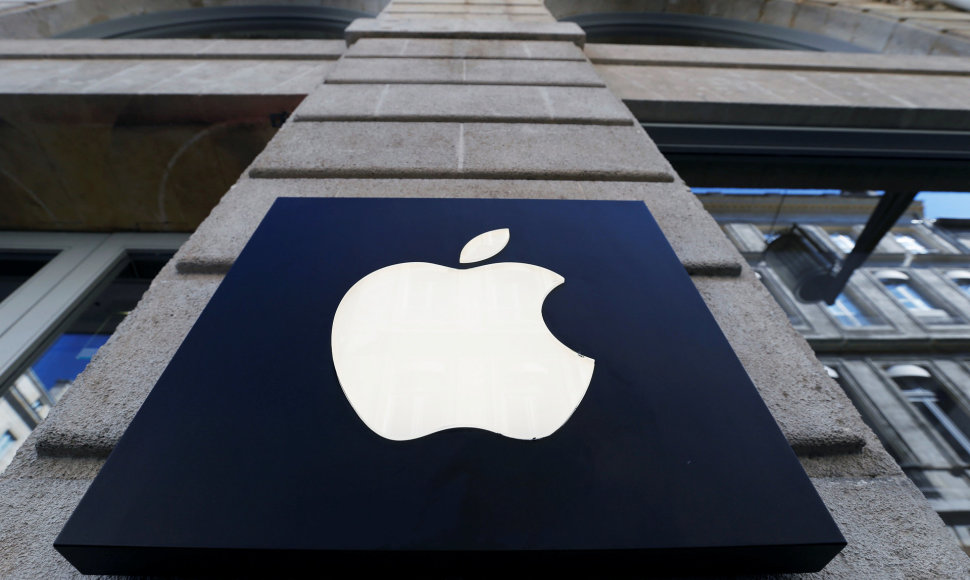 „Apple“ parduotuvės iškaba Bordo mieste, Prancūzijoje