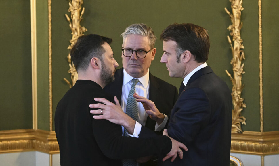 Volodymyras Zelenskis, Keiras Starmeris ir Emmanuelis Macronas