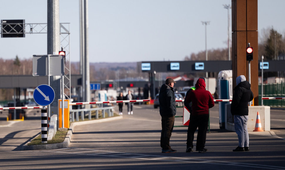 Automobilių eilė į Baltarusiją ties Medininkais