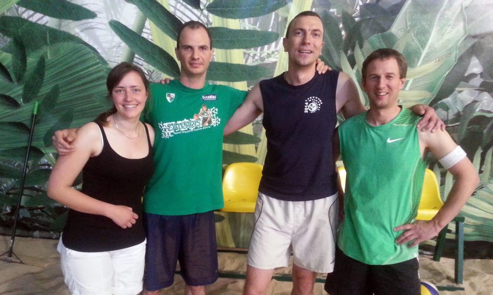 Nugalėtojų komanda (iš kairės): Edita Radzevičiūtė, Rafaelis Achmedovas, Saulius Tvirbutas, Vytautas Mickevičius 