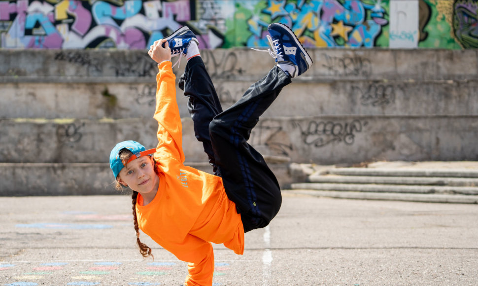 Breiko šokėja Bgirl Nicka (Dominika Banevič)