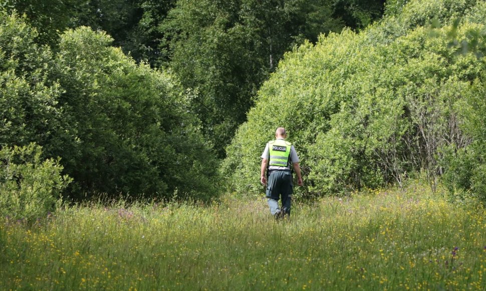 Policija ieško pasiklydusių grybautojų.