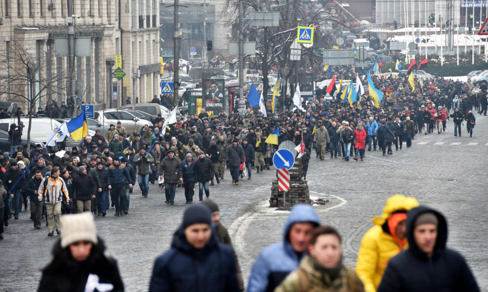 Keli tūkstančiai M.Saakašvilio šalininkų žygiavo Kijevo gatvėmis