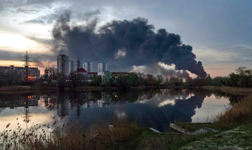 Rusija ap&scaron;audė Kyjivą