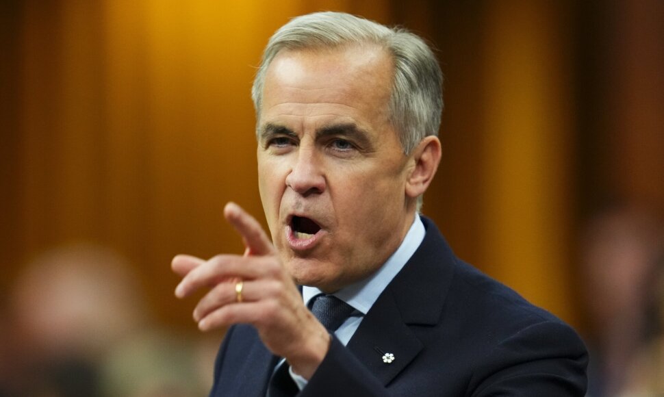 Markas Carney / Sean Kilpatrick / ZUMAPRESS.com