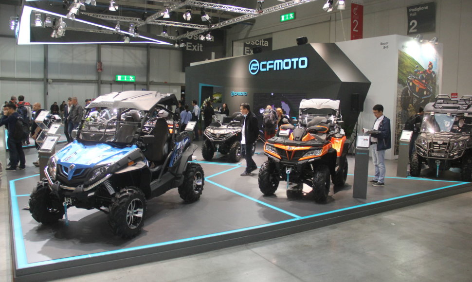 „CFMoto“ stendas