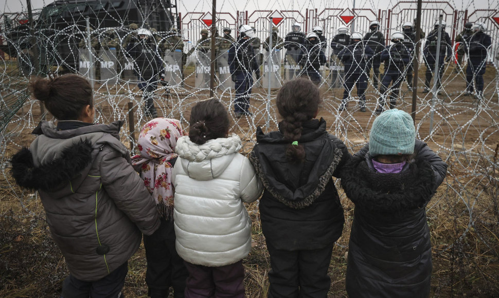 Migrantai Lenkijos pasienyje