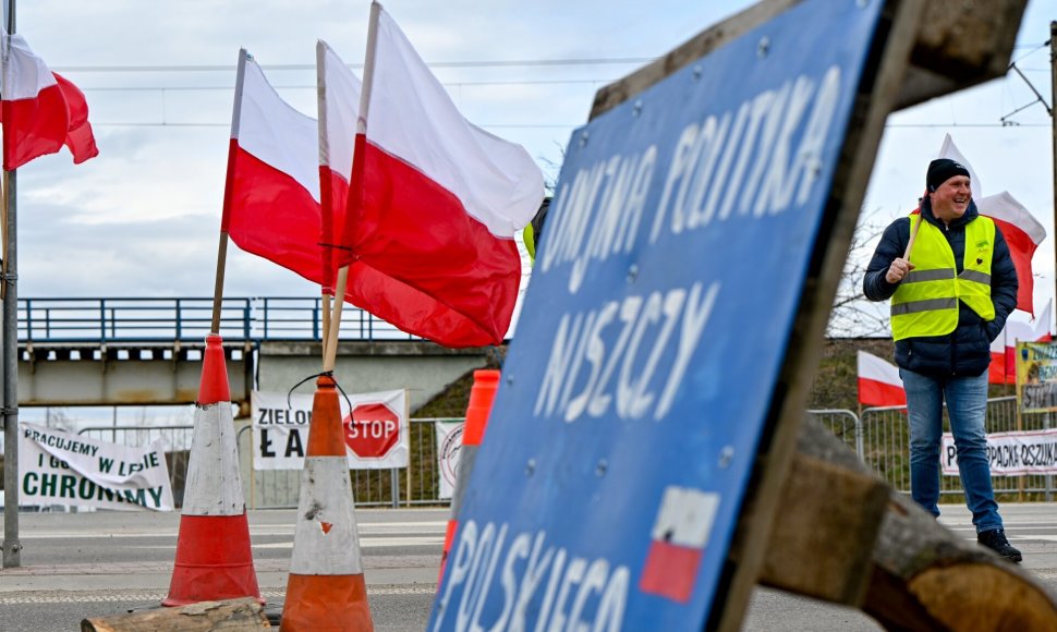 Lenkijos ūkininkų protestas prieš Ukrainos grūdus