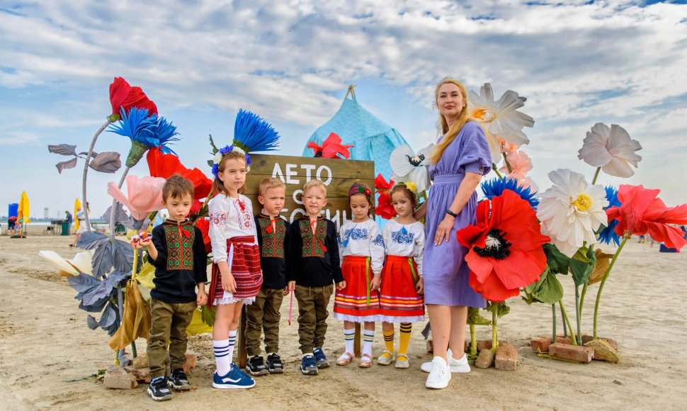 Oksana Kobeleckaja su vaikais