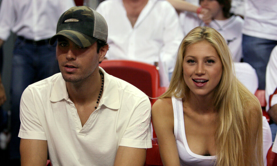 Enrique Iglesias ir Anna Kournikova / SCANPIX nuotr.