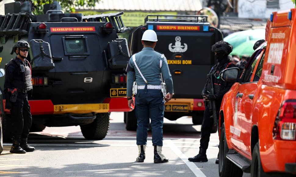 Po sprogimo / Willy Kurniawan / REUTERS