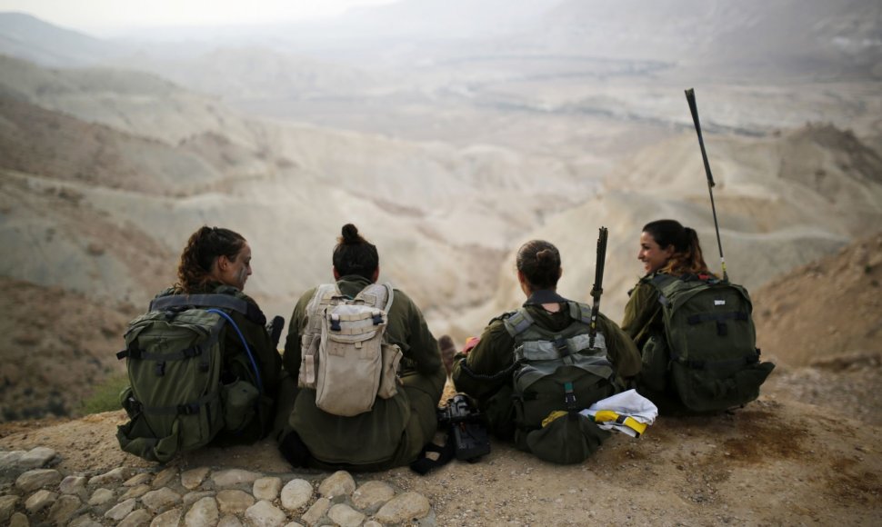 Merginos Izraelio kariuomenėje